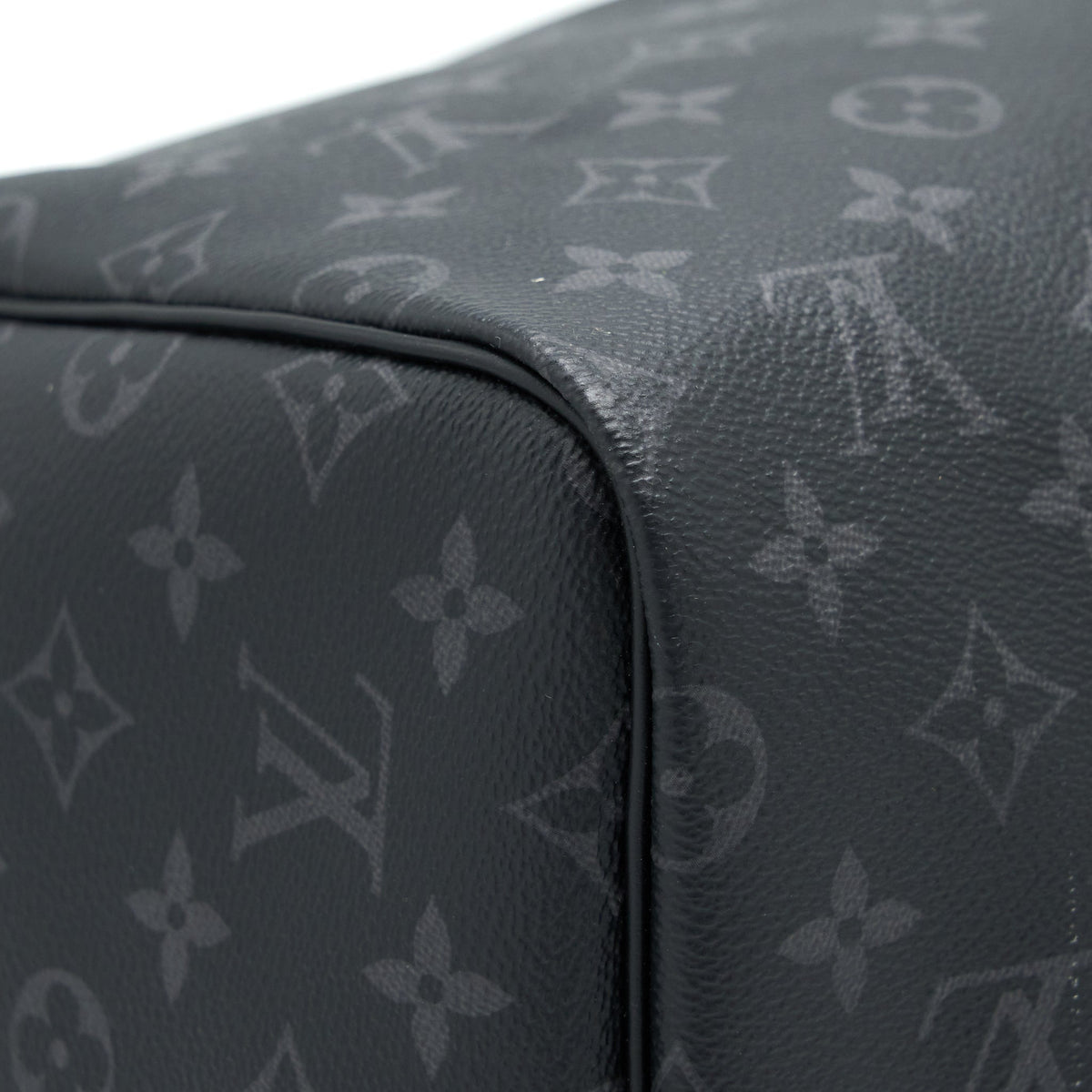 louis-vuitton-keepall-55-with-shoulder-strap-monogram-eclipse-canvas-shw