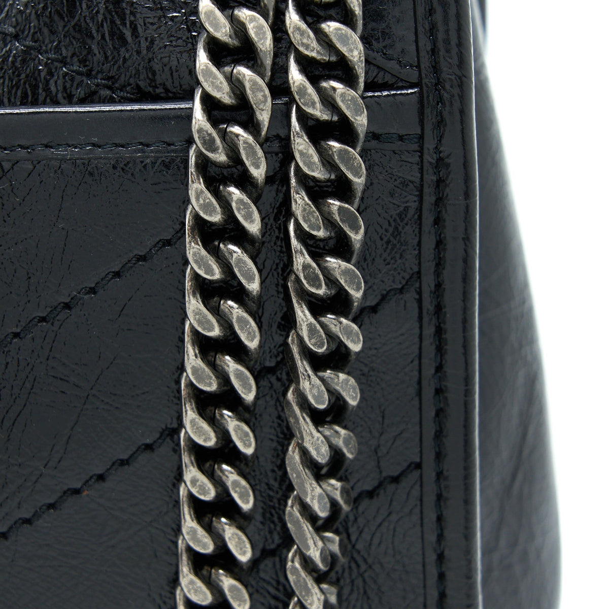 saint-laurent-medium-niki-chain-bag-aged-calfskin-black-ruthenium-hardware