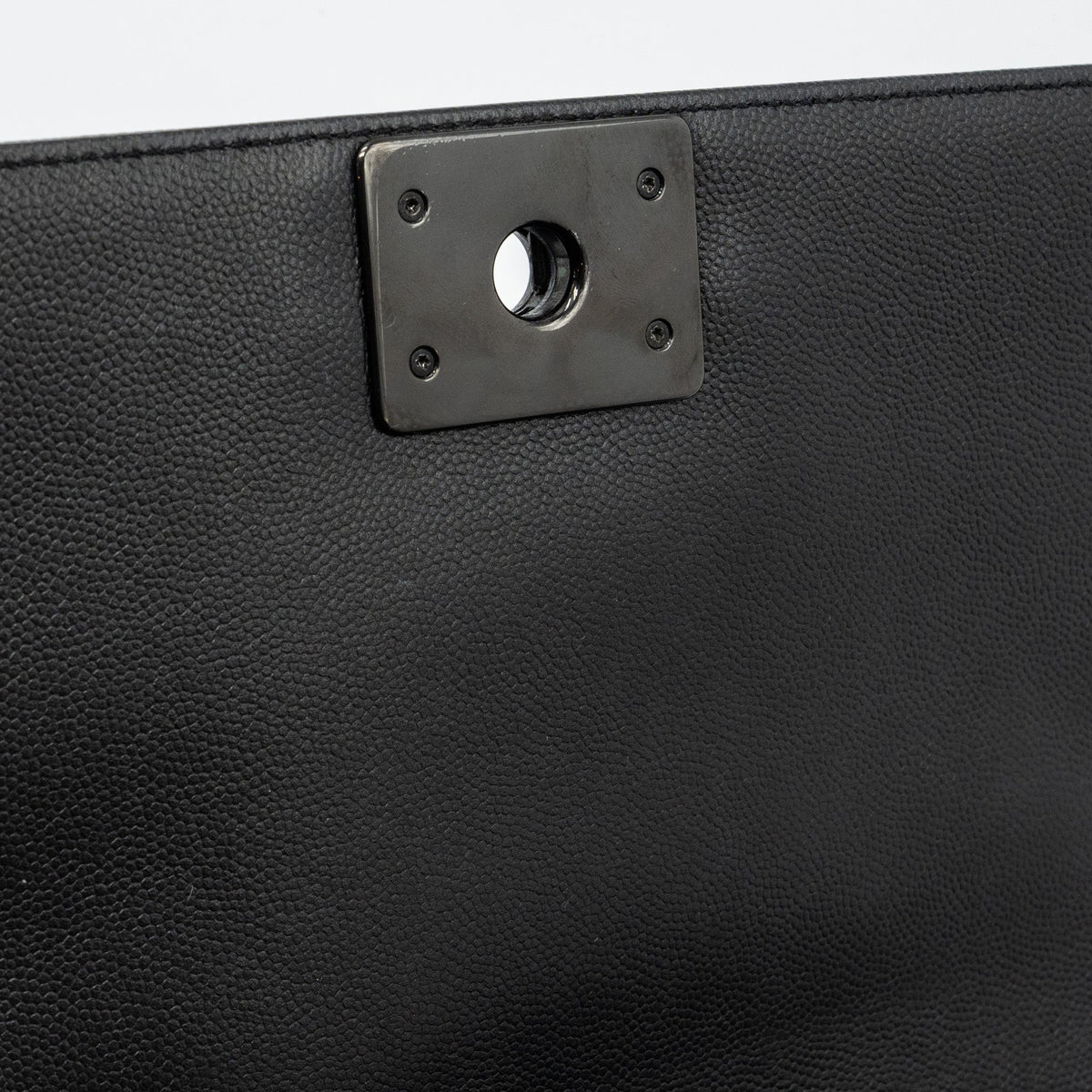 chanel-medium-boy-bag-caviar-so-black-black-hardware