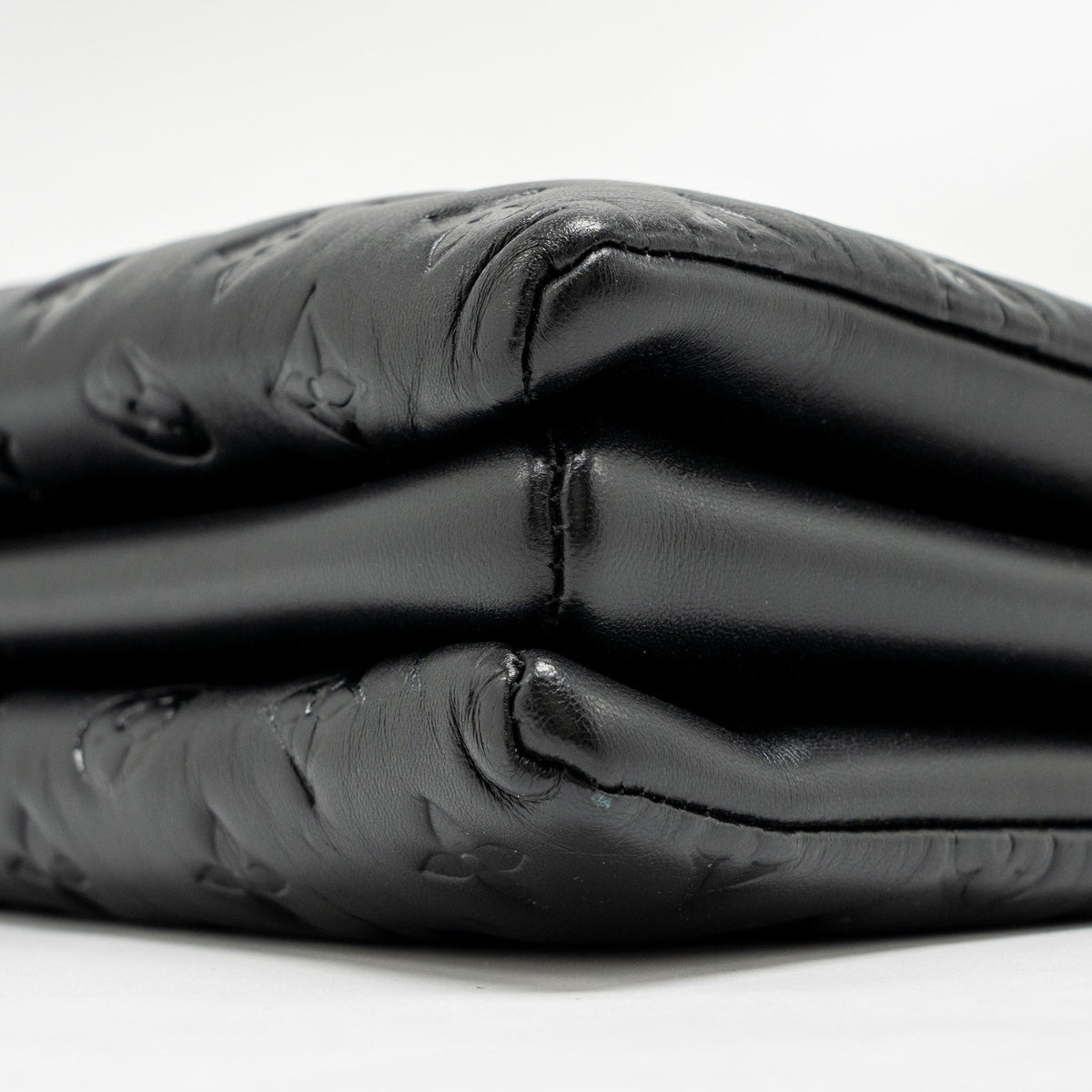 louis-vuitton-coussin-pm-lambskin-black-ghw-copy