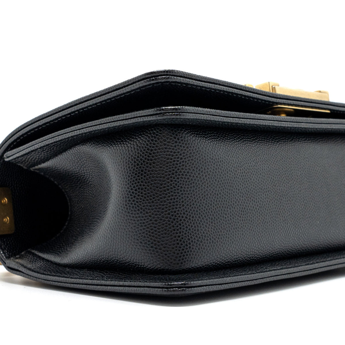 chanel-small-boy-bag-caviar-black-ghw-microchip-3