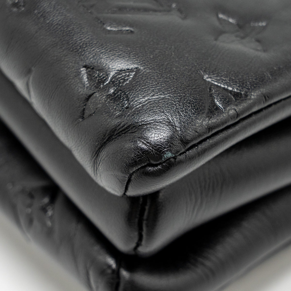 louis-vuitton-coussin-pm-lambskin-black-ghw-copy