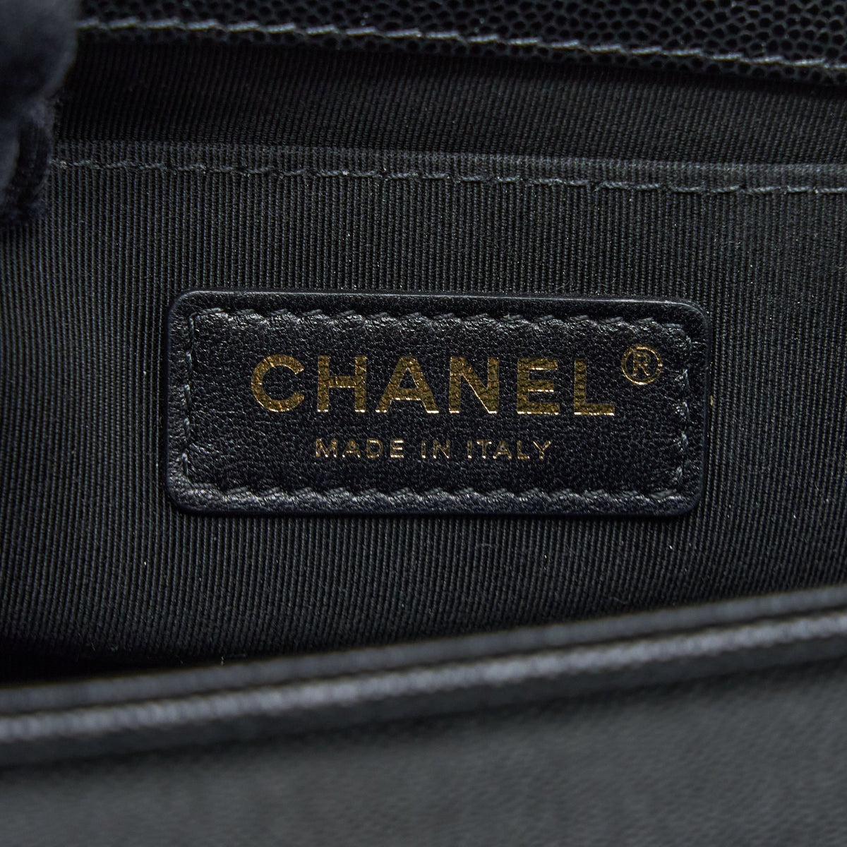 chanel-small-boy-bag-caviar-black-ghw-3