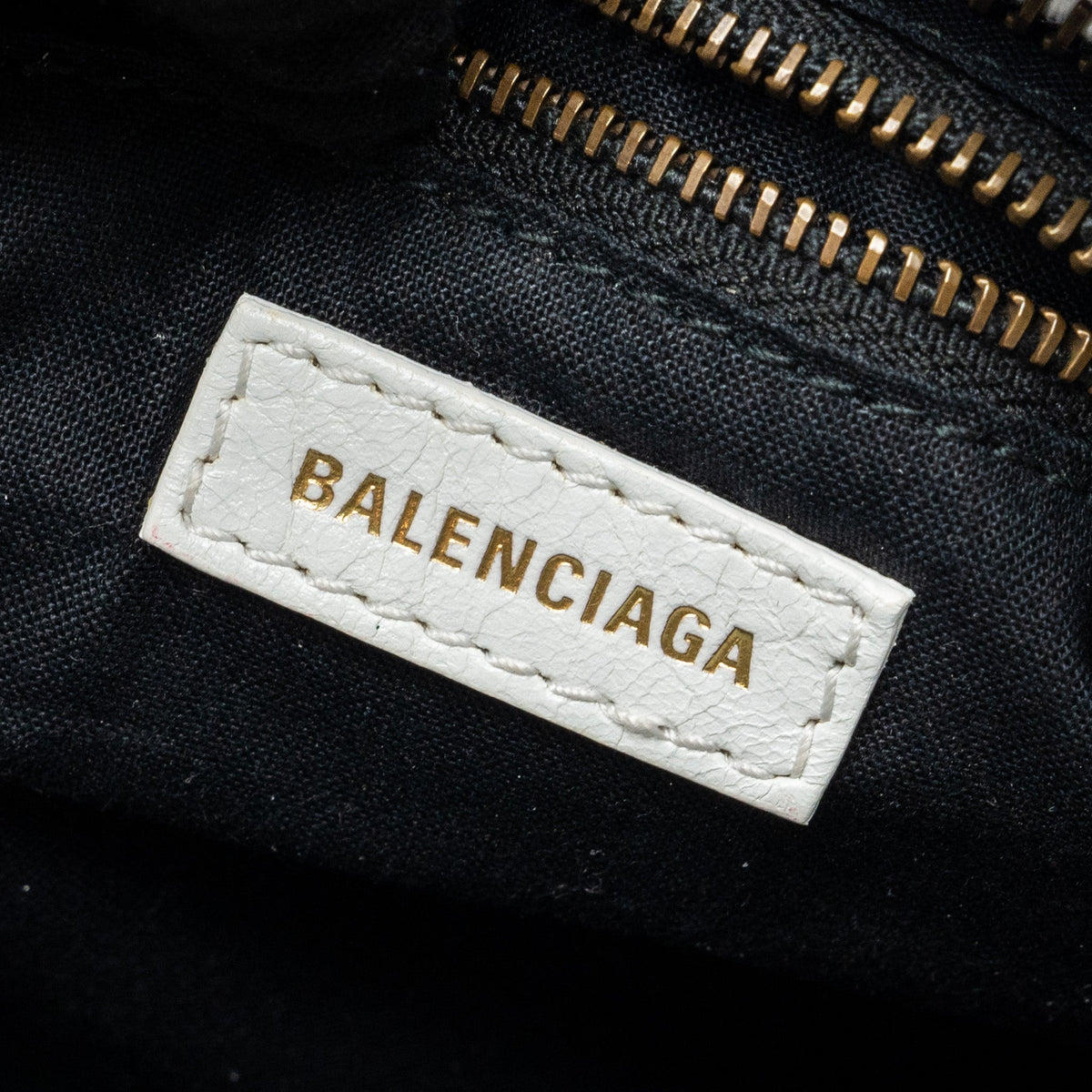 balenciaga-city-graffiti-classic-studs-bag-leather-white-pink-black-with-black-hardware