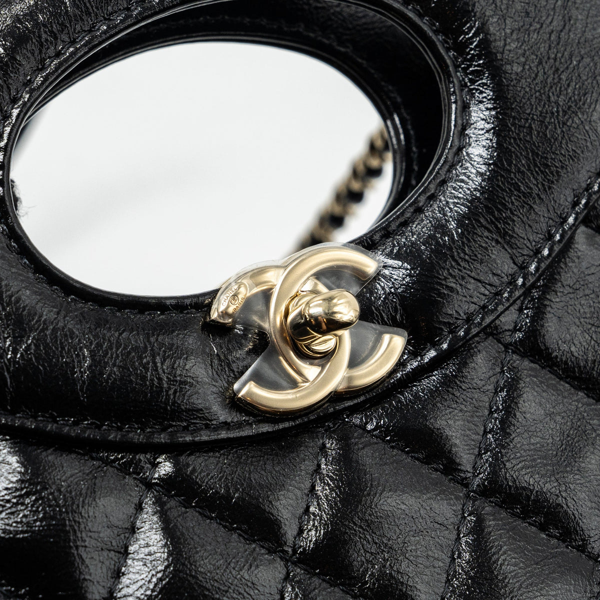 chanel-23c-mini-31-bag-shiny-calfskin-black-lghw-microchip