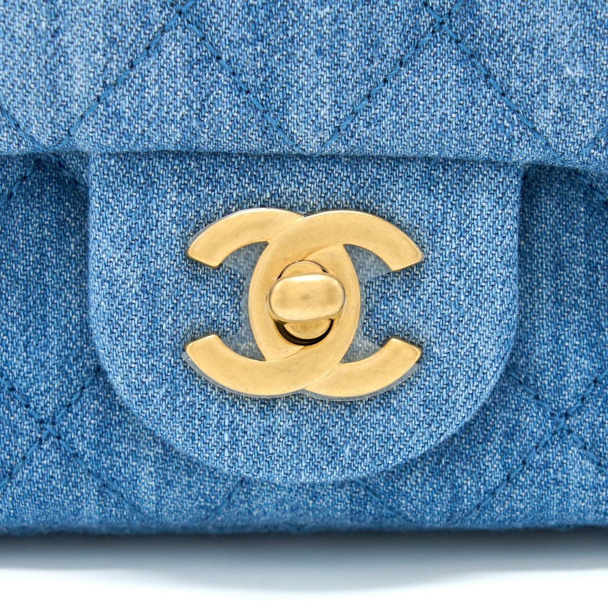 chanel-pearl-crush-mini-square-flap-bag-denim-ghw-microchip-1