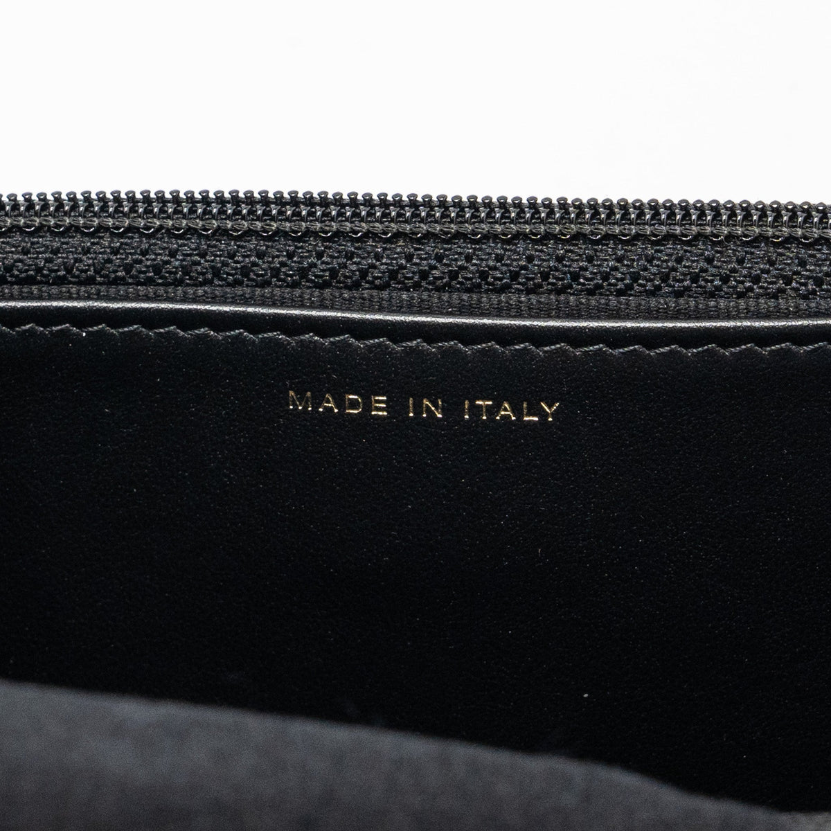 chanel-wallet-on-chain-with-pocket-black-caviar-ghw-microchip
