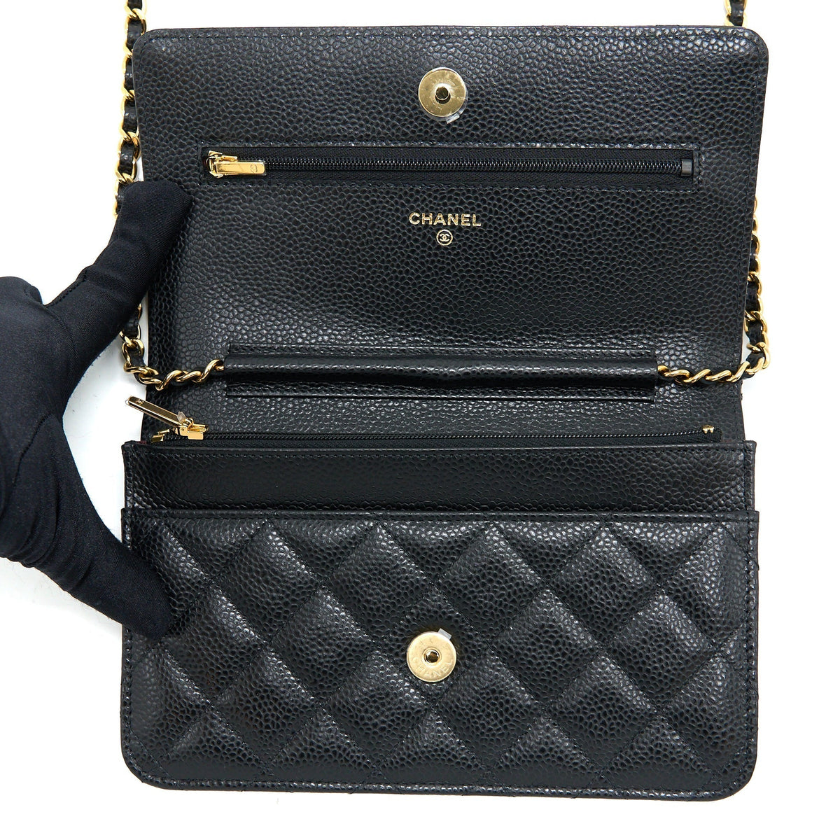 chanel-classic-wallet-on-chain-caviar-black-ghw-microchip-17