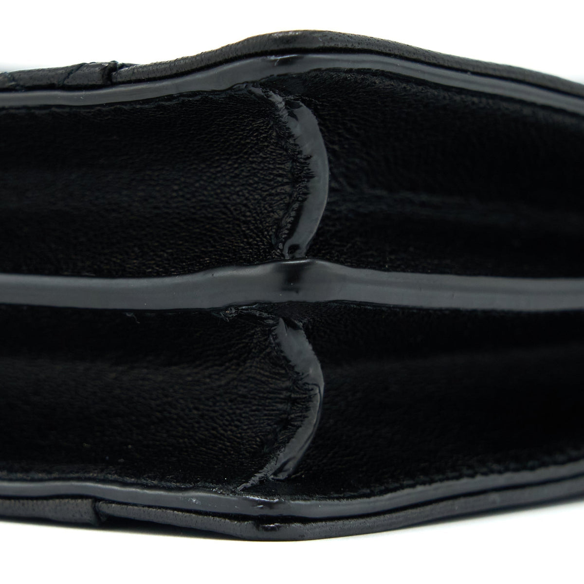 saint-laurent-ysl-envelop-shoulder-bag-lambskin-black-ghw