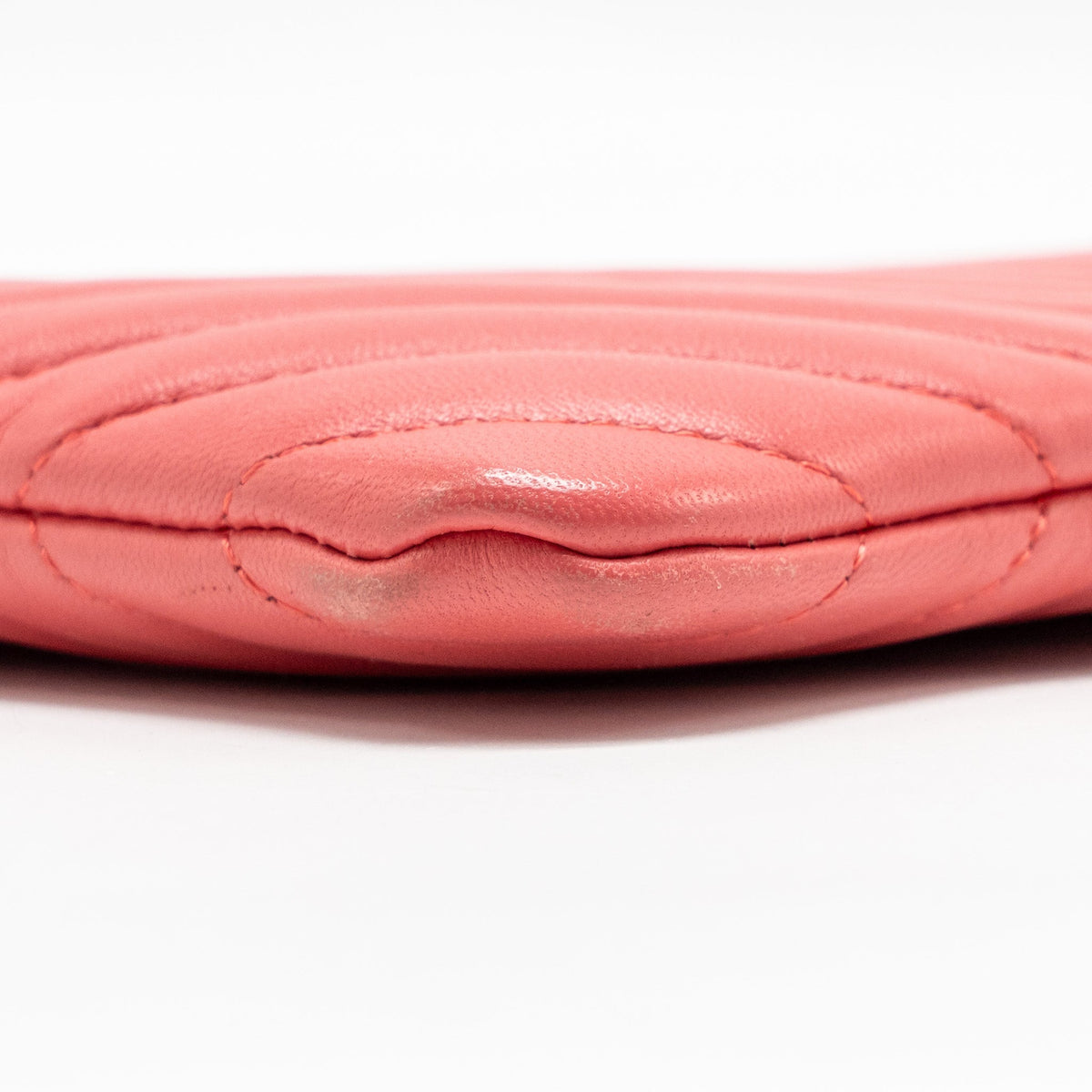 chanel-chevron-clutch-lambskin-pink-ghw