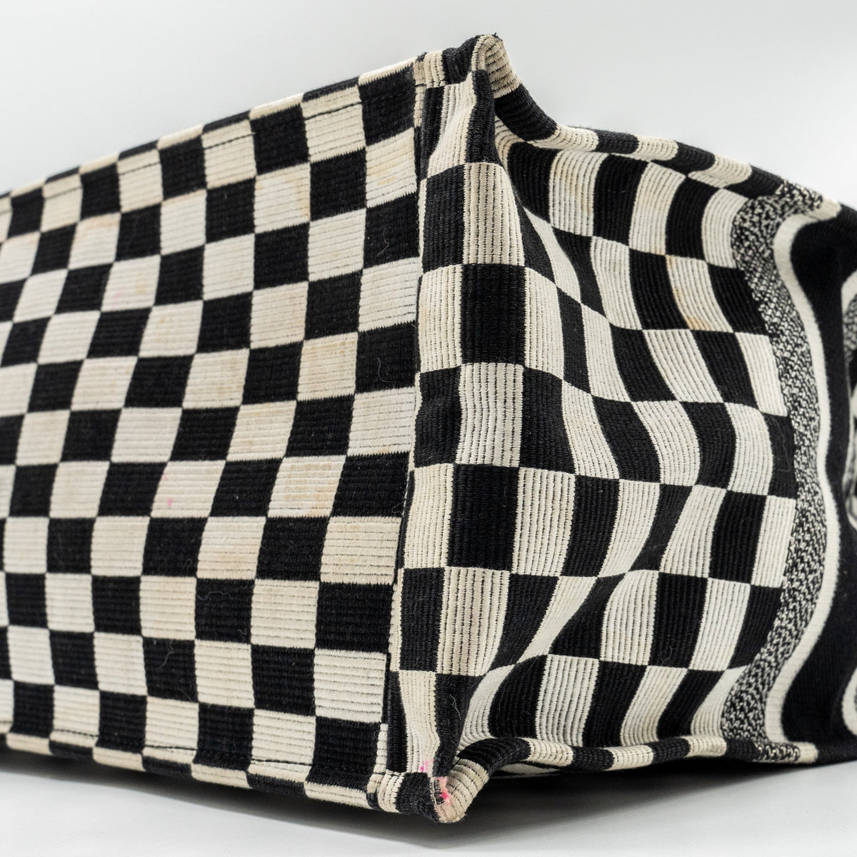 dior-large-book-tote-embroidered-canvas-black-white