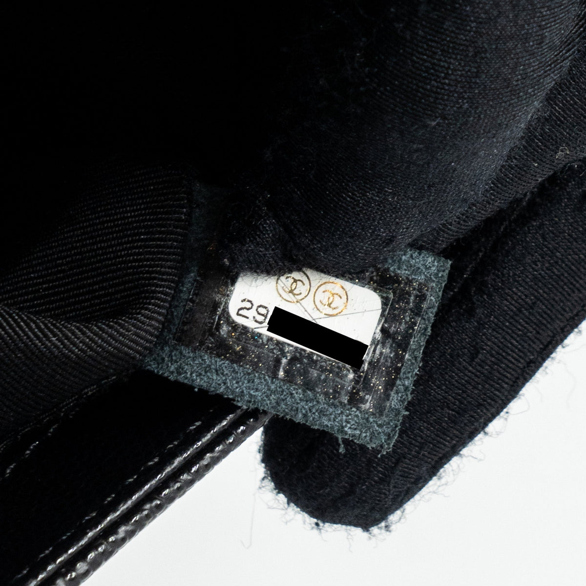 chanel-medium-classic-boy-bag-caviar-black-ghw