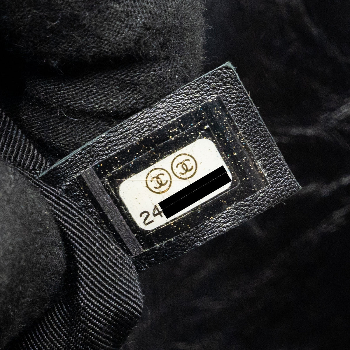 chanel-medium-chevron-boy-bag-limited-edition-calfskin-black-shw