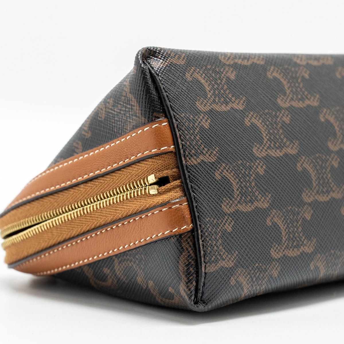 celine-clutch-with-chain-in-triomphe-canvas-lambskin-tan-ghw