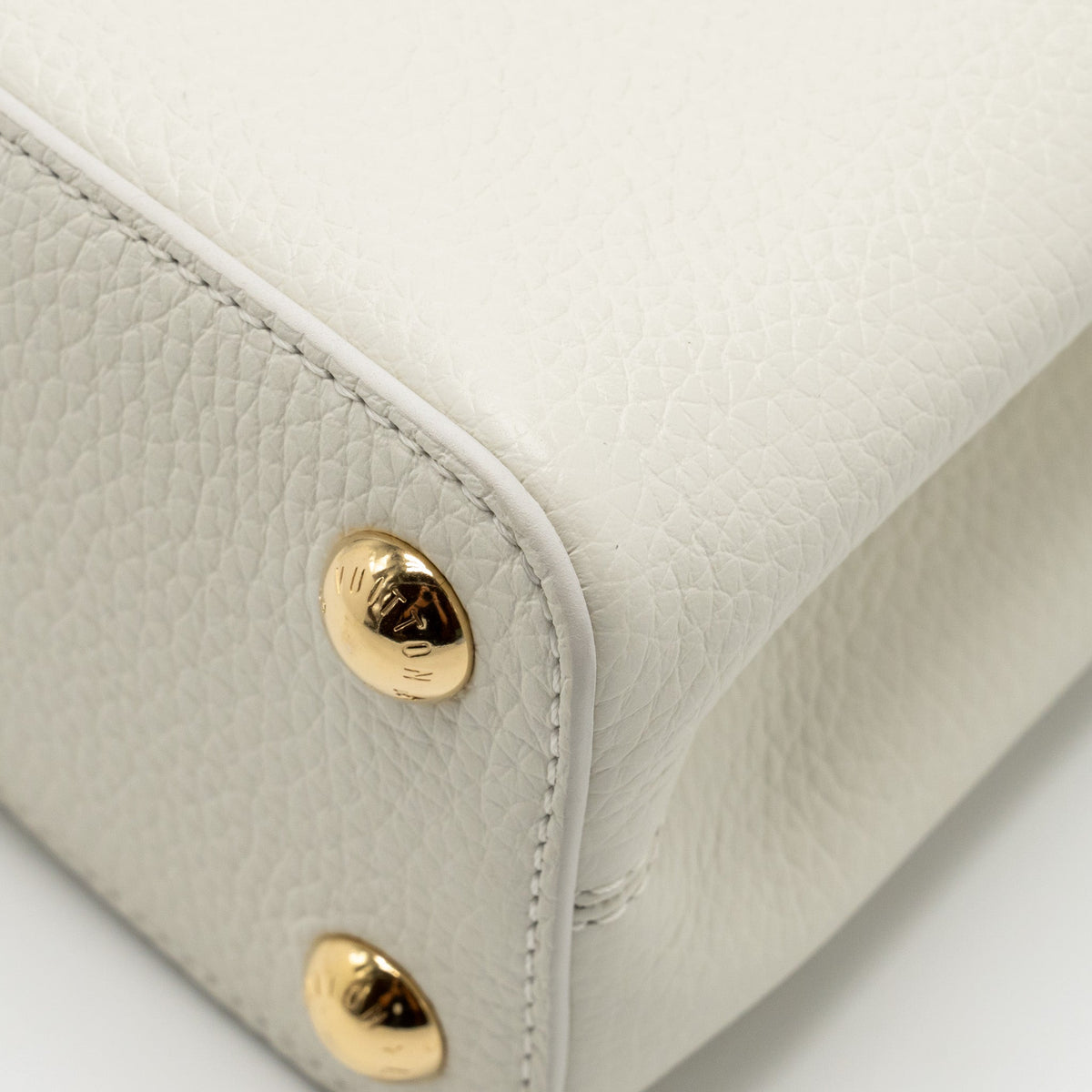 louis-vuitton-capucines-bb-taurillon-by-the-pool-snow-white-provence-blue-ghw