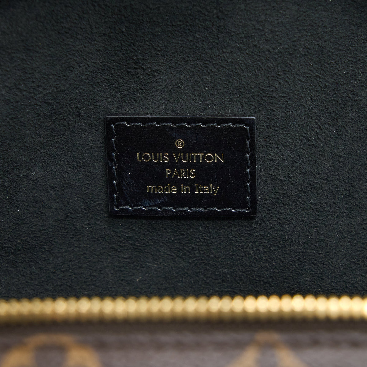 louis-vuitton-vanity-pm-monogram-canvas-ghw-1
