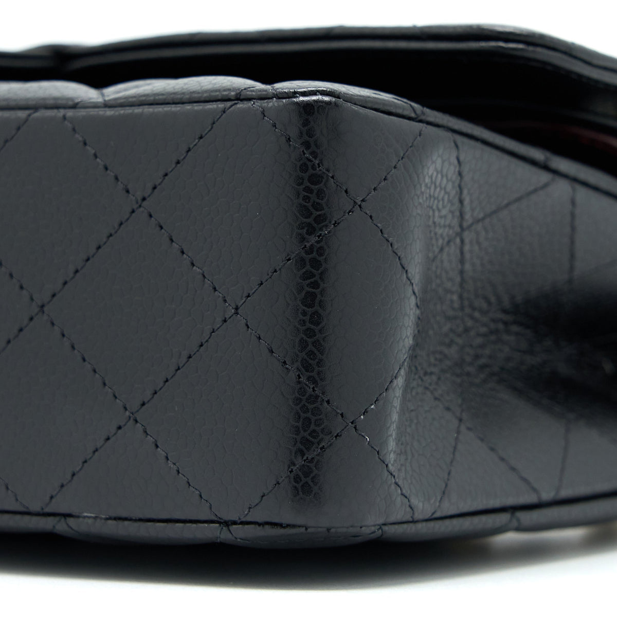 chanel-medium-classic-double-flap-bag-caviar-black-ghw-microchip-2