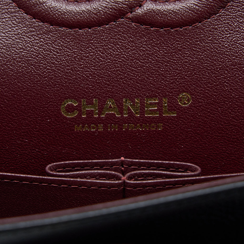 chanel-medium-classic-double-flap-bag-caviar-black-ghw-microchip-2
