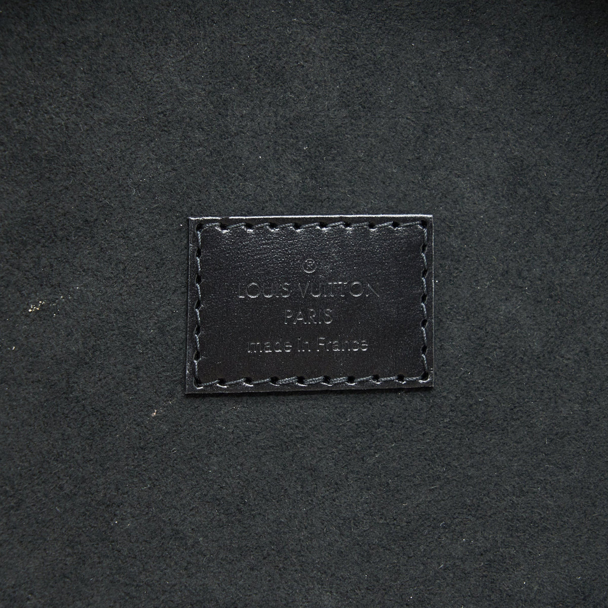 louis-vuitton-cannes-bucket-monogram-reverse