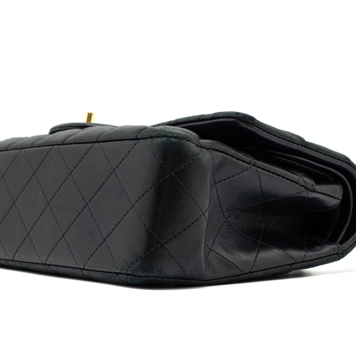 chanel-medium-classic-flap-bag-lambskin-black-ghw
