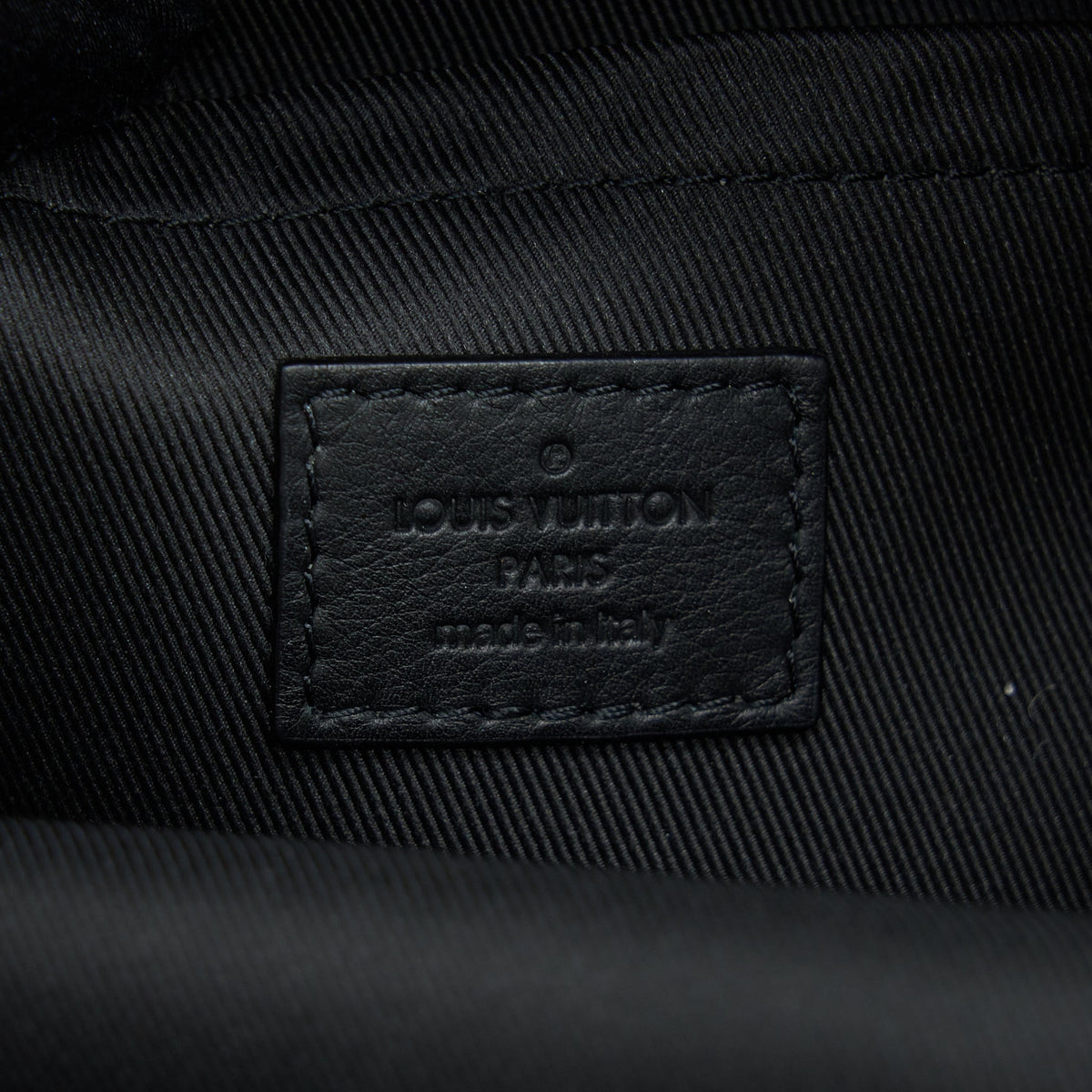 louis-vuitton-palm-spring-mini-backpack-monogram-canvasnew-version-zipper