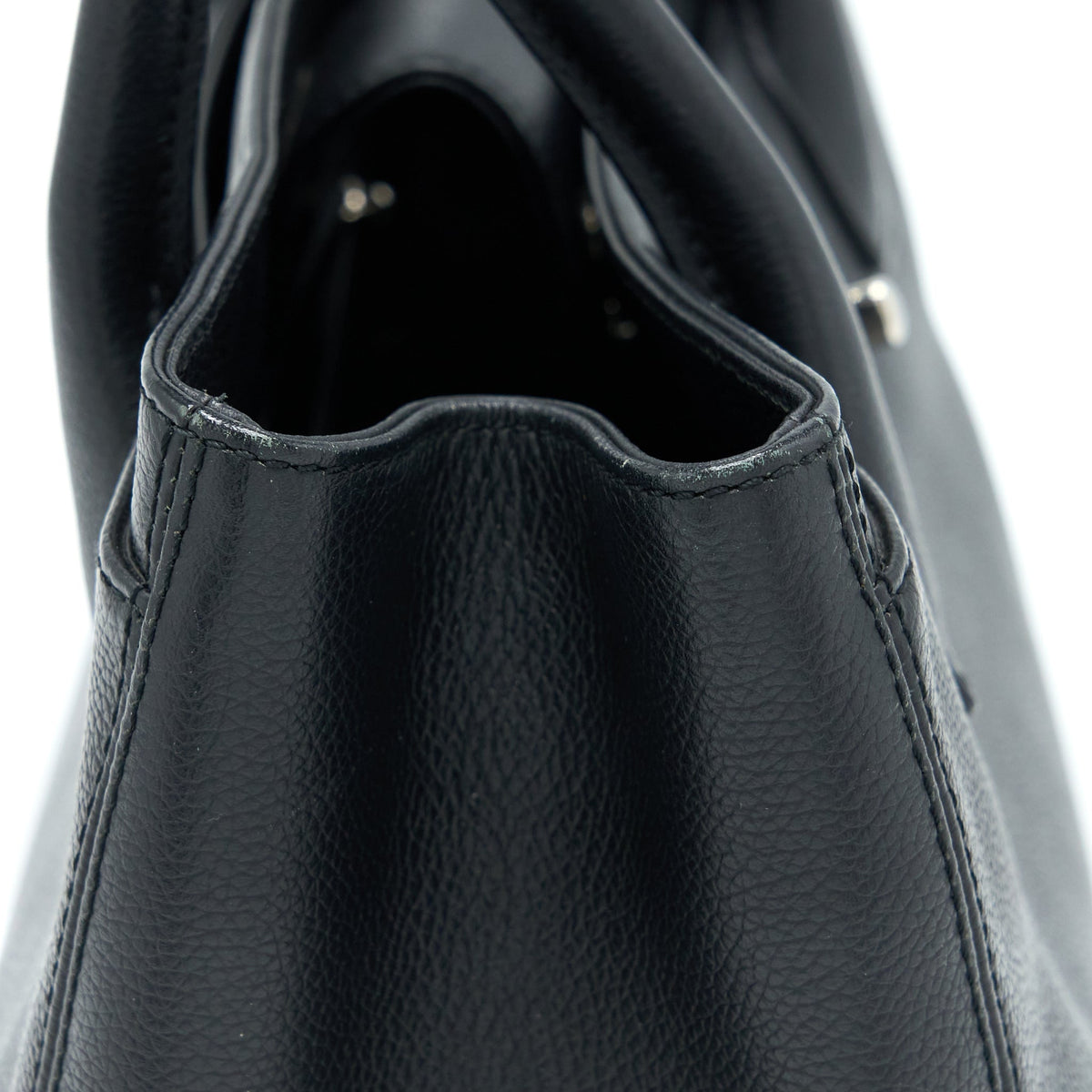 chanel-cerf-tote-bag-grained-calfskin-black-shw
