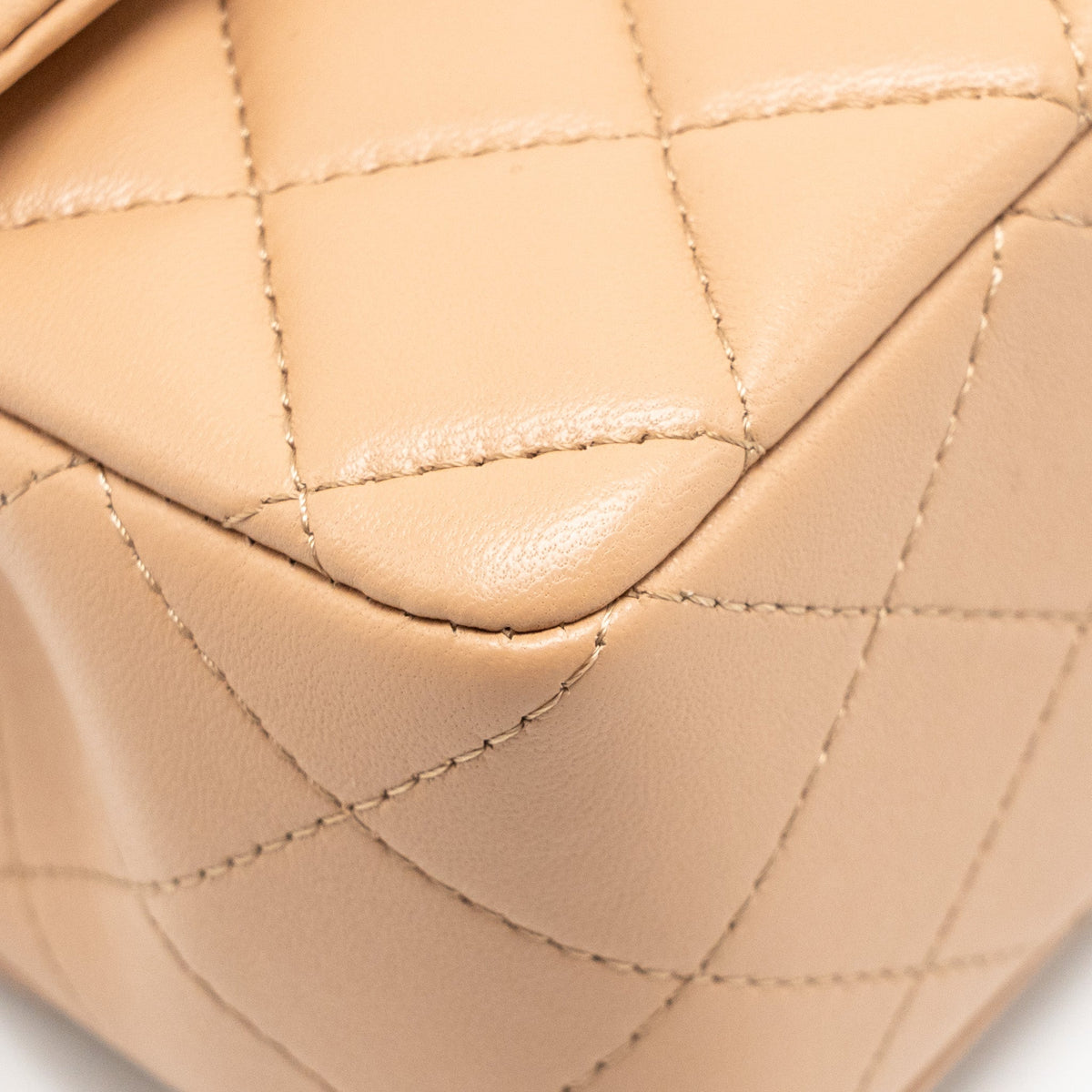 chanel-top-handle-mini-rectangular-lambskin-beige-lghw-microchip