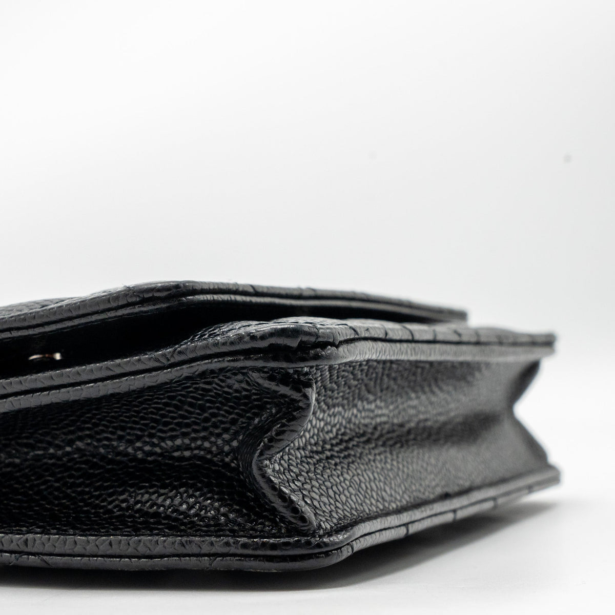 chanel-classic-wallet-on-chain-caviar-black-shw-microchip-9