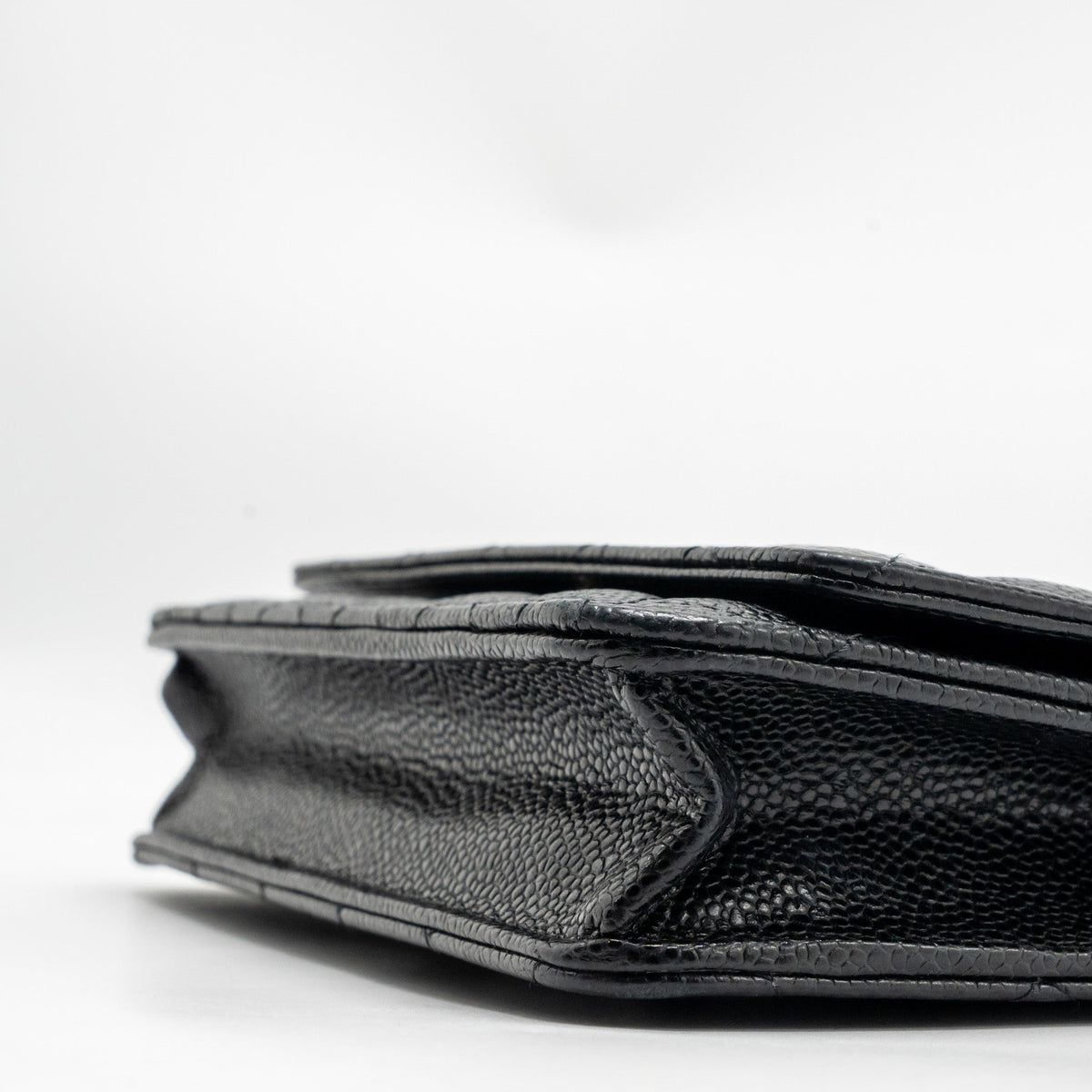 chanel-classic-wallet-on-chain-caviar-black-shw-microchip-9