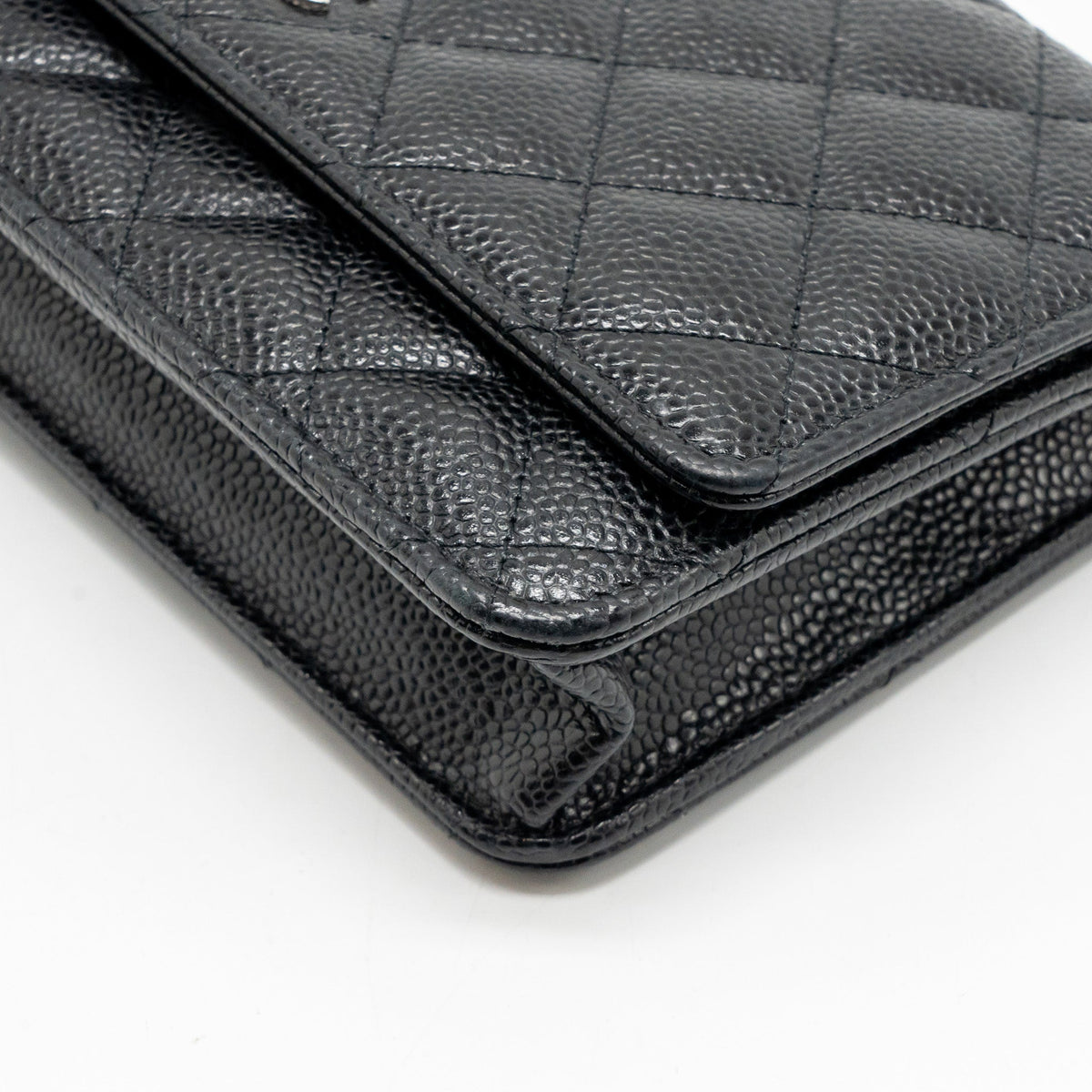 chanel-classic-wallet-on-chain-caviar-black-shw-microchip-9