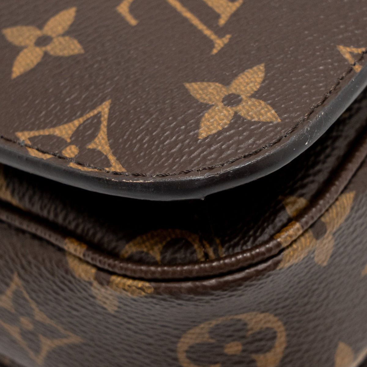 louis-vuitton-pochette-metis-monogram-canvas-ghw-33