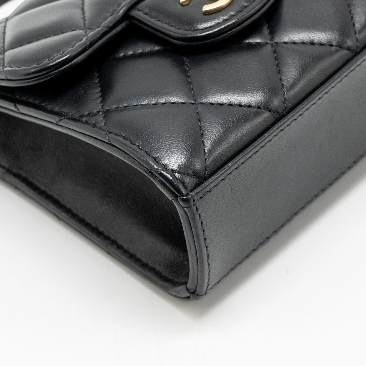 chanel-top-handle-mini-flap-clutch-with-chain-black-lambskin-ghw-microchip