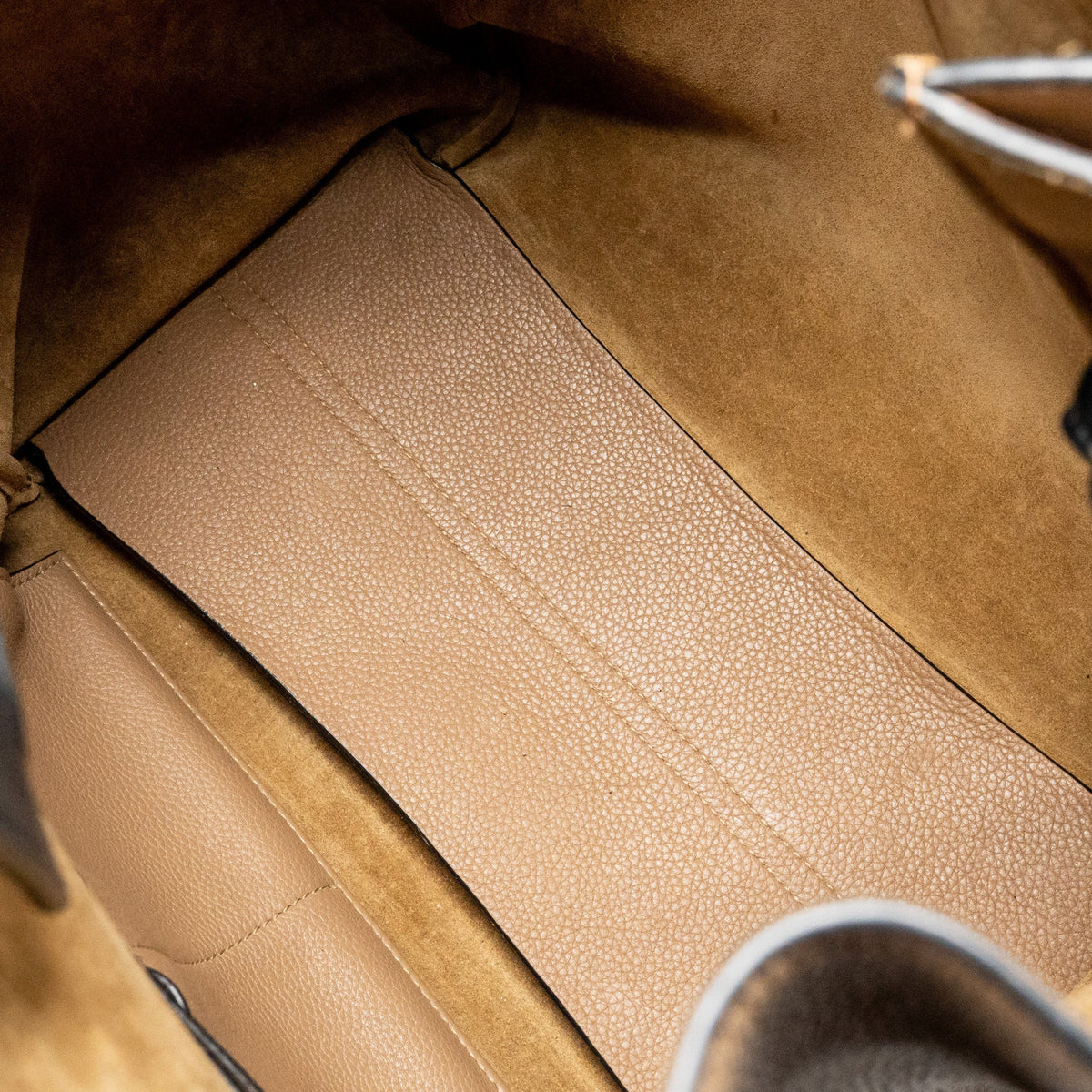 loewe-bag-beige