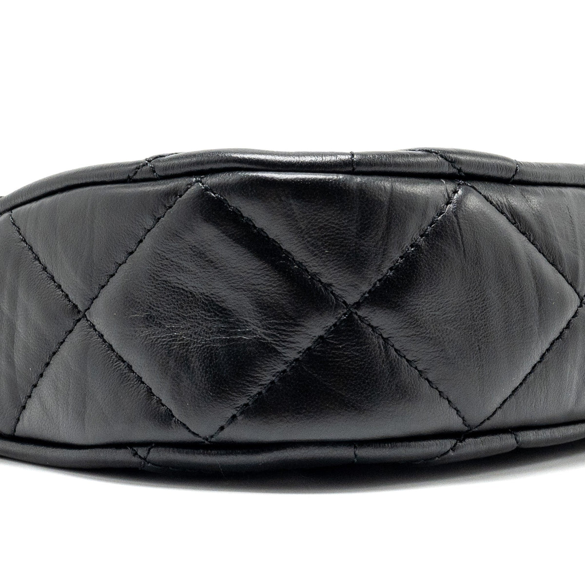 chanel-23k-hobo-shoulder-bag-calfskin-black-ghwmicrochip