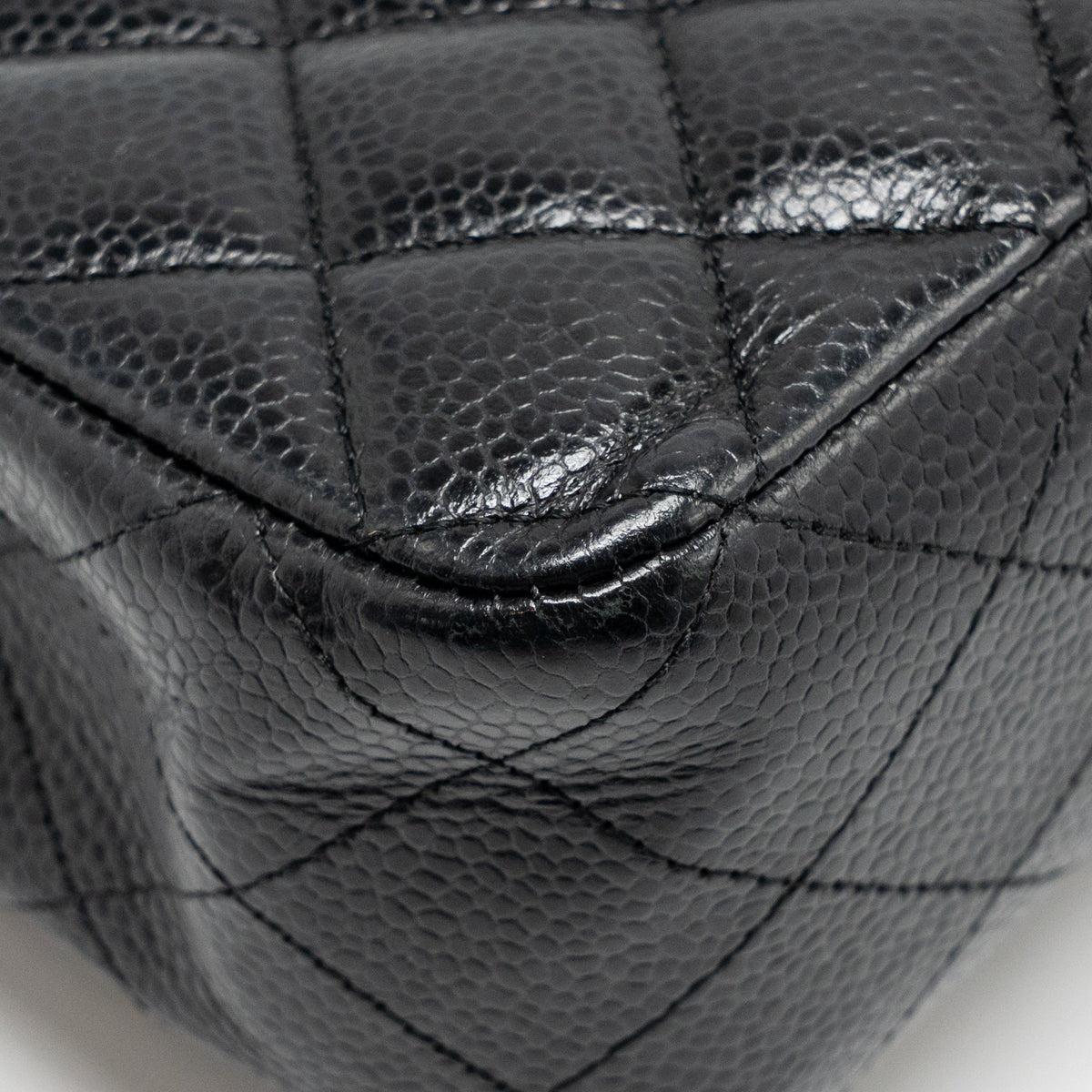 chanel-medium-classic-double-flap-bag-caviar-black-ghw-33