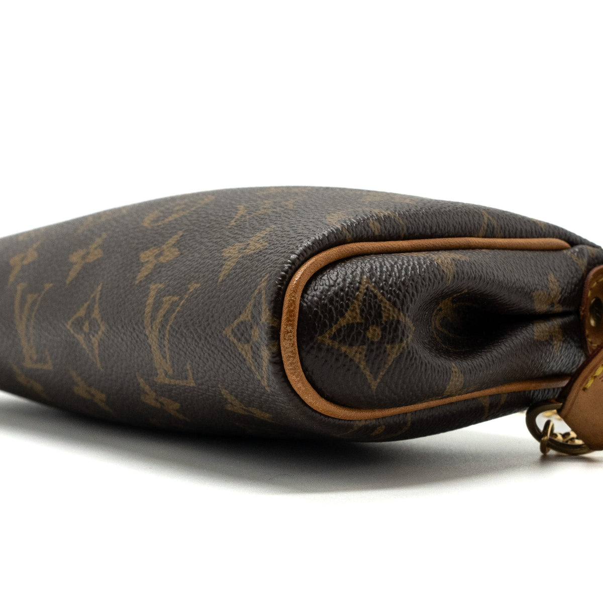 louis-vuitton-eva-pochette-monogram-canvas-ghw