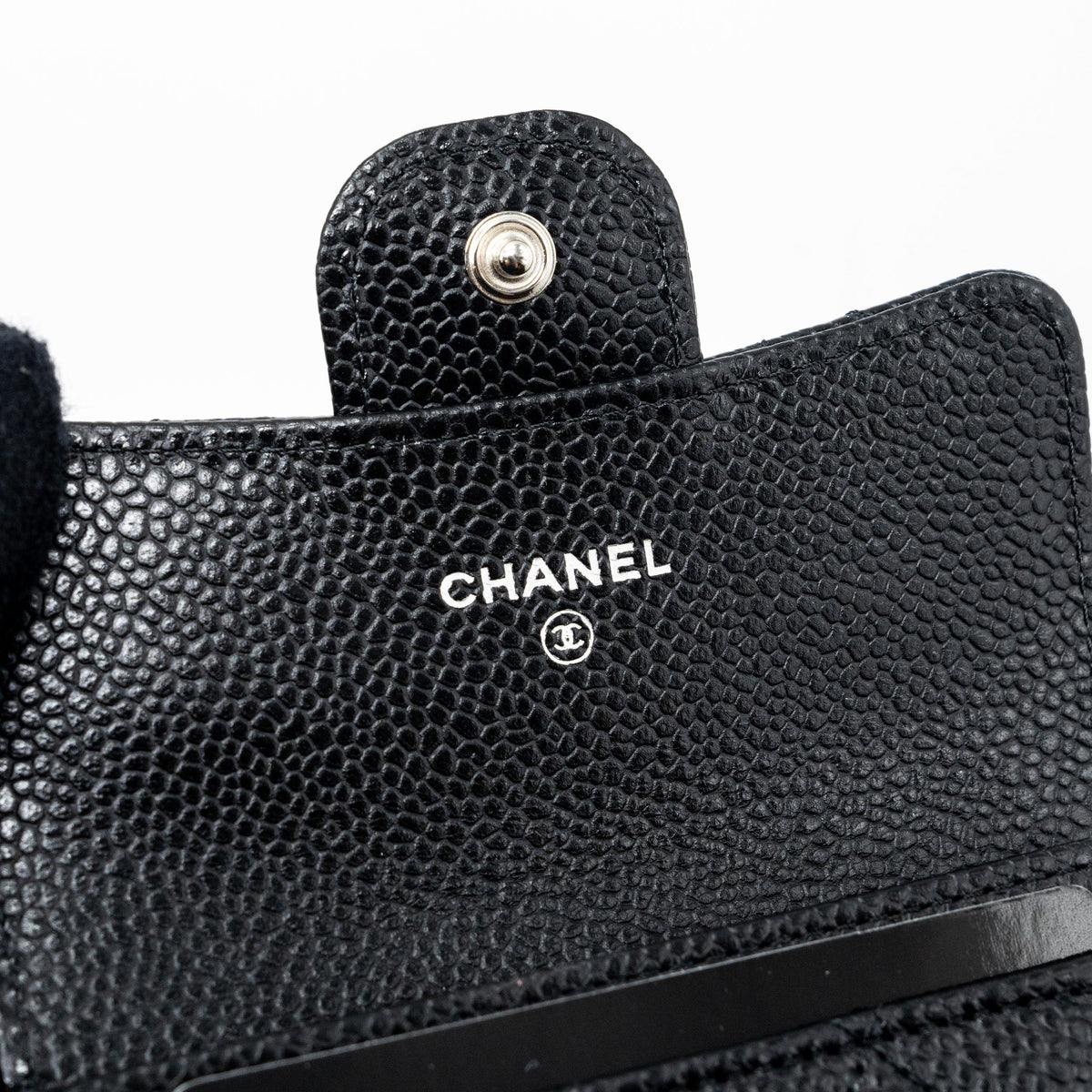 chanel-classic-flap-card-holder-caviar-black-shw-6