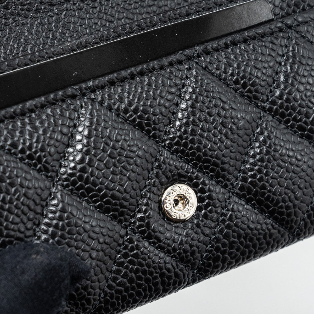 chanel-classic-flap-card-holder-caviar-black-shw-6
