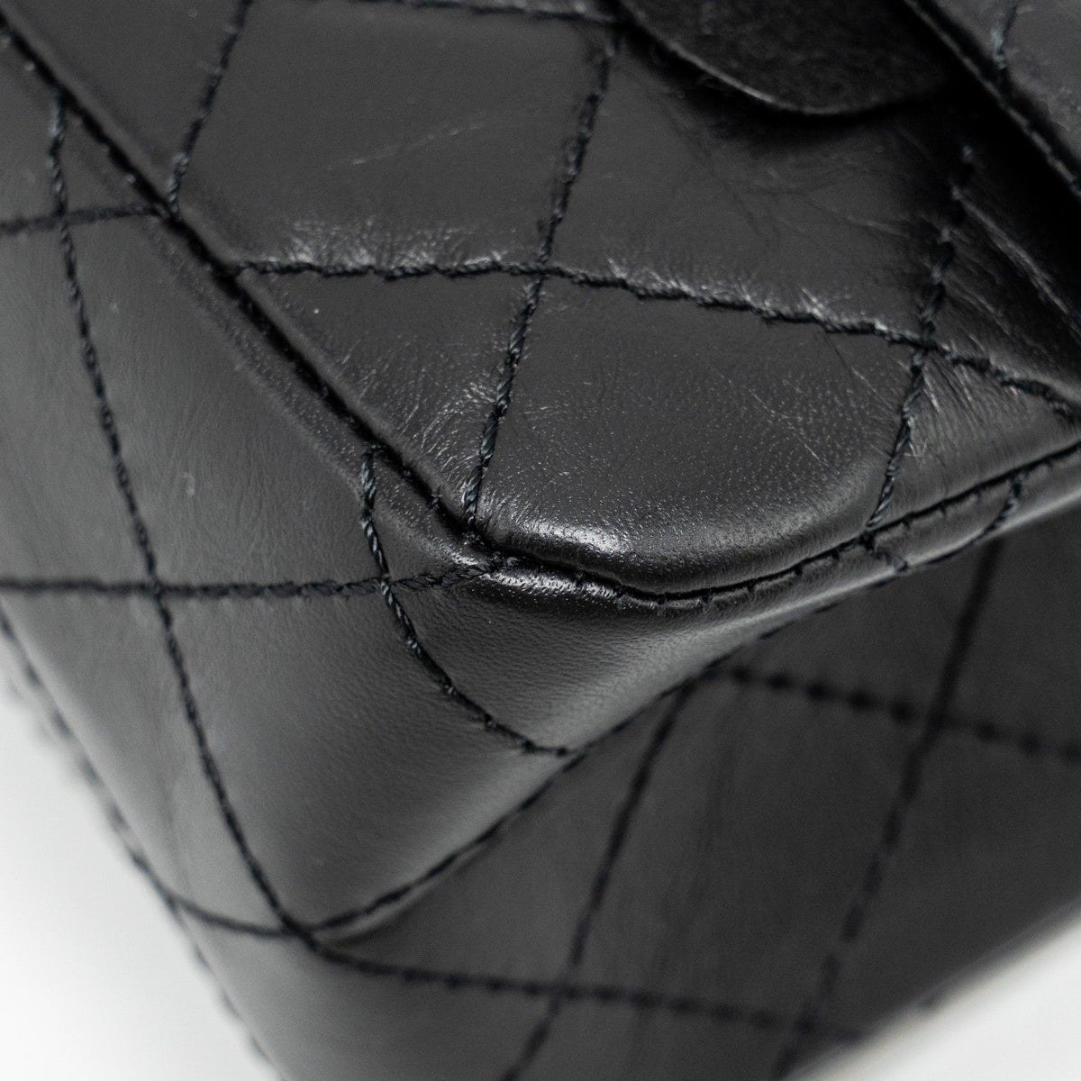chanel-small-2-55-reissue-double-flap-bag-aged-calfskin-black-ghw-microchip
