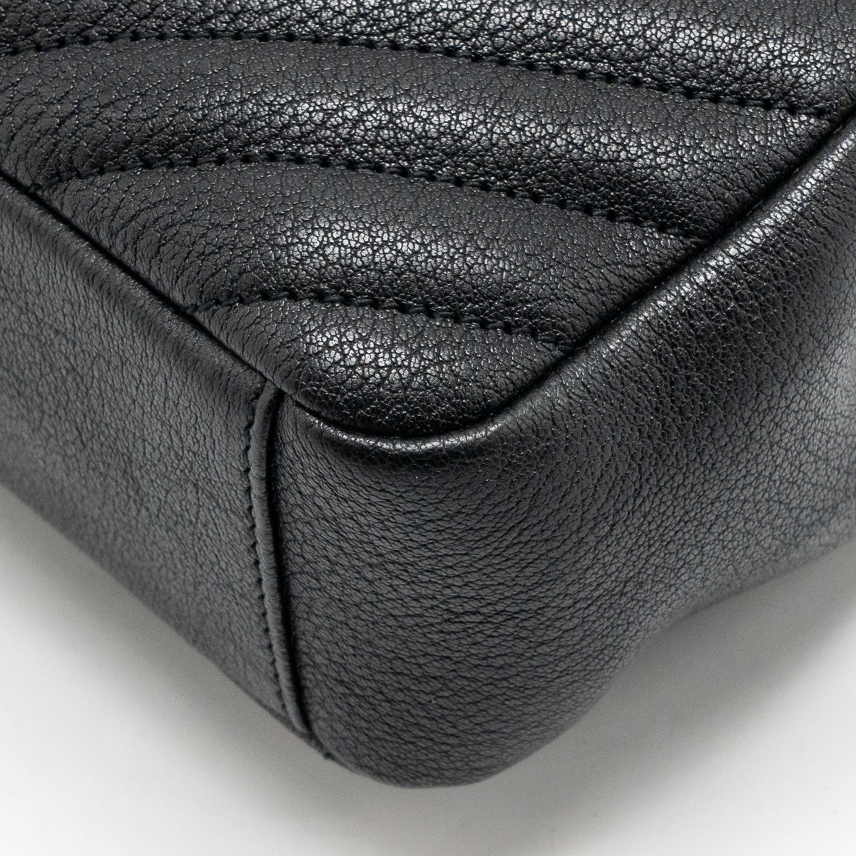 saint-laurent-ysl-medium-college-bag-lambskin-black-shw