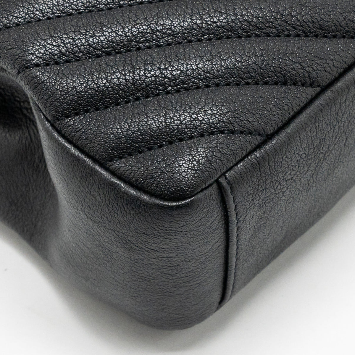 saint-laurent-ysl-medium-college-bag-lambskin-black-shw