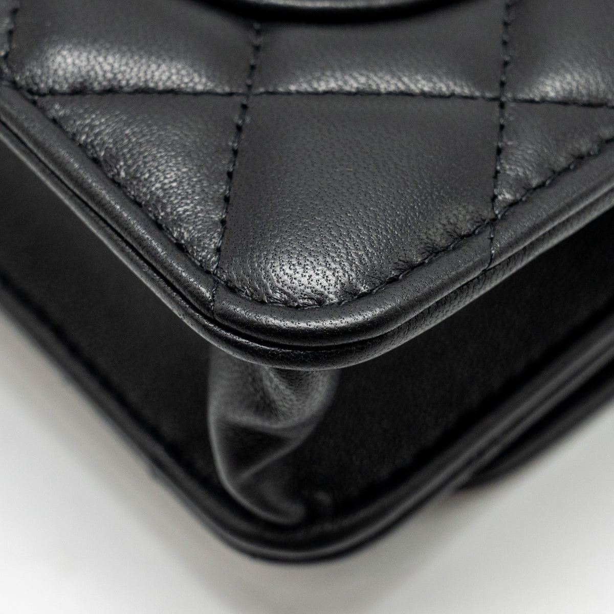 chanel-classic-wallet-on-chain-with-camellia-adjustable-chain-lambskin-black-ghw-microchip