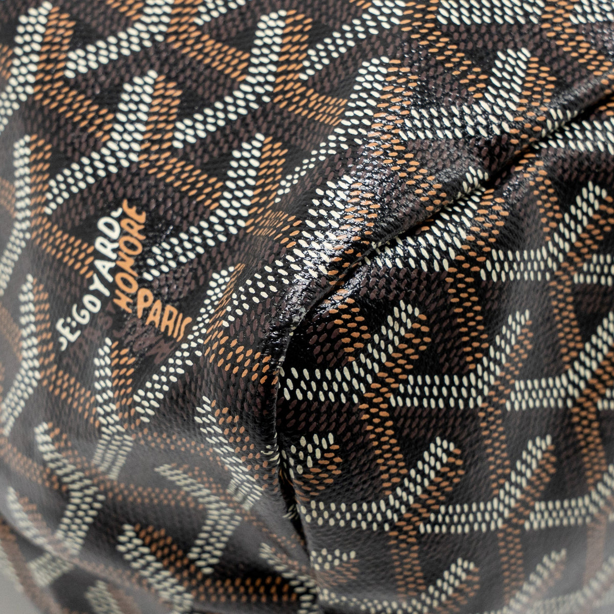 goyard-black