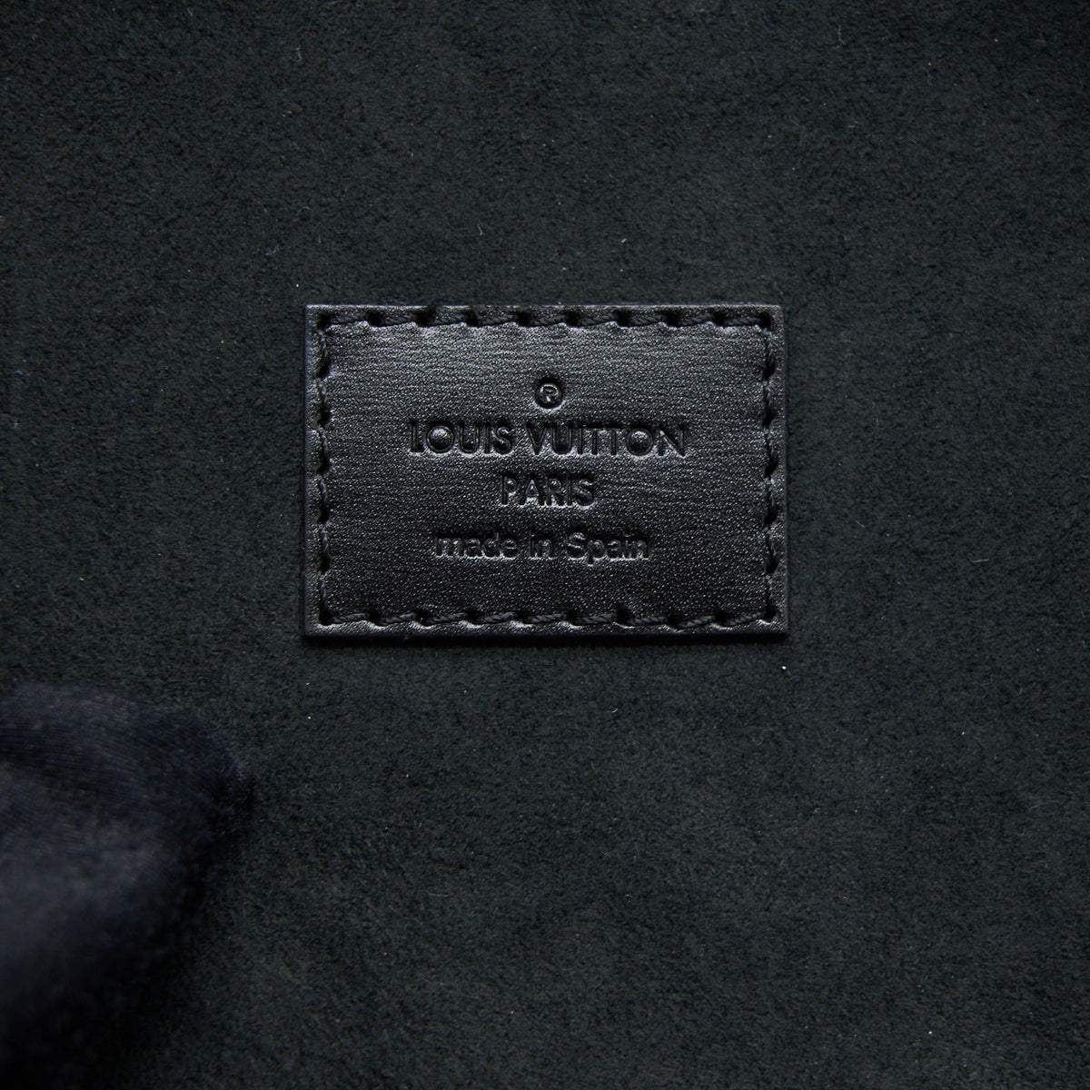 louis-vuitton-cannes-monagram-reverse-canvas-ghw