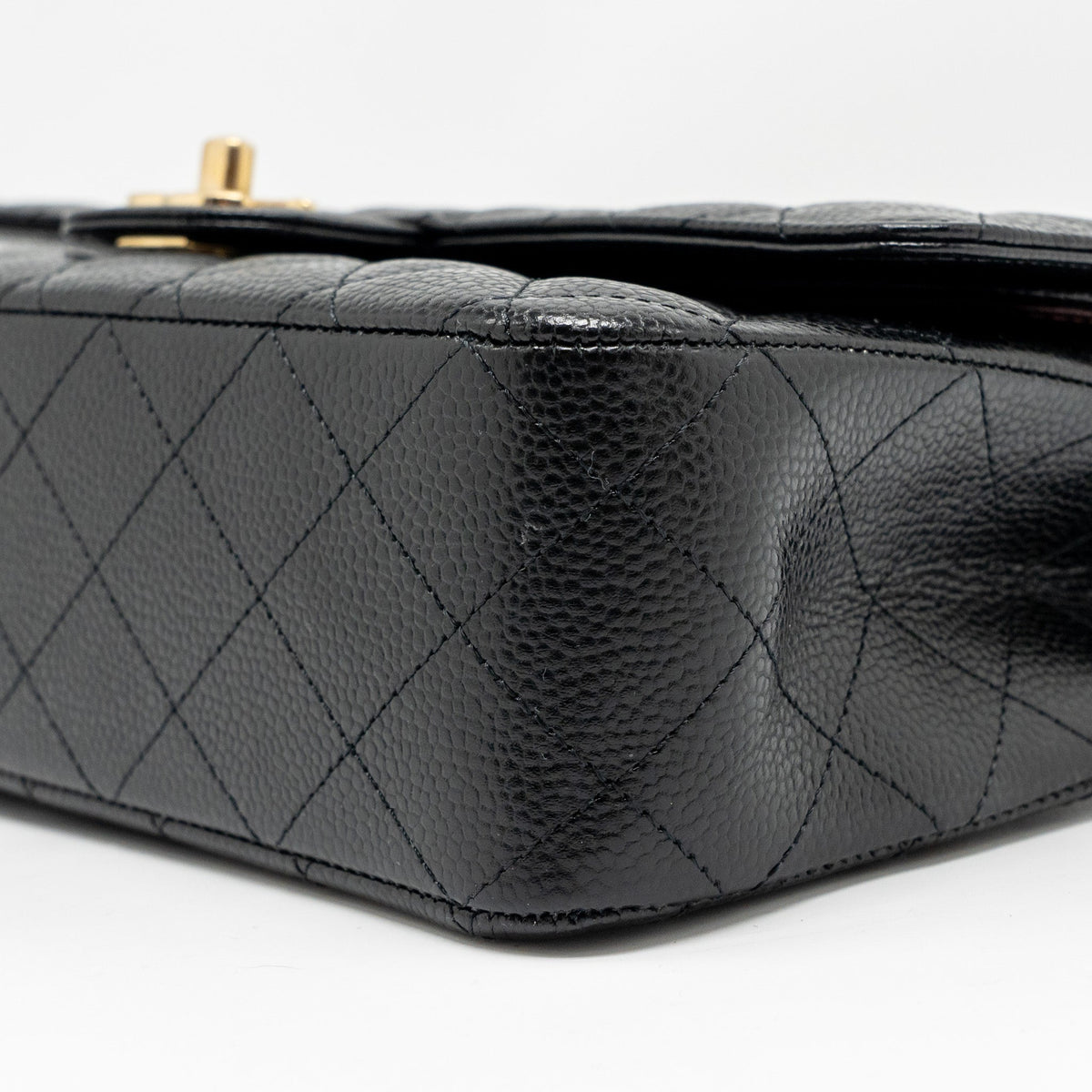 chanel-medium-classic-double-flap-bag-caviar-black-ghw-microchip-10