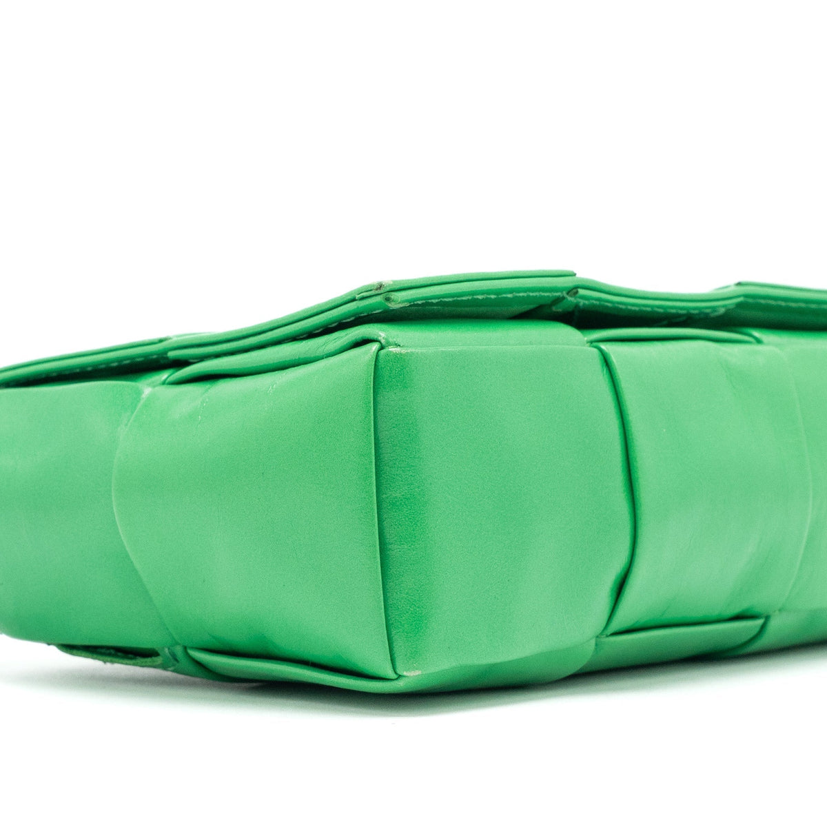 bottega-veneta-cassette-belt-bag-leather-green-shw-copy