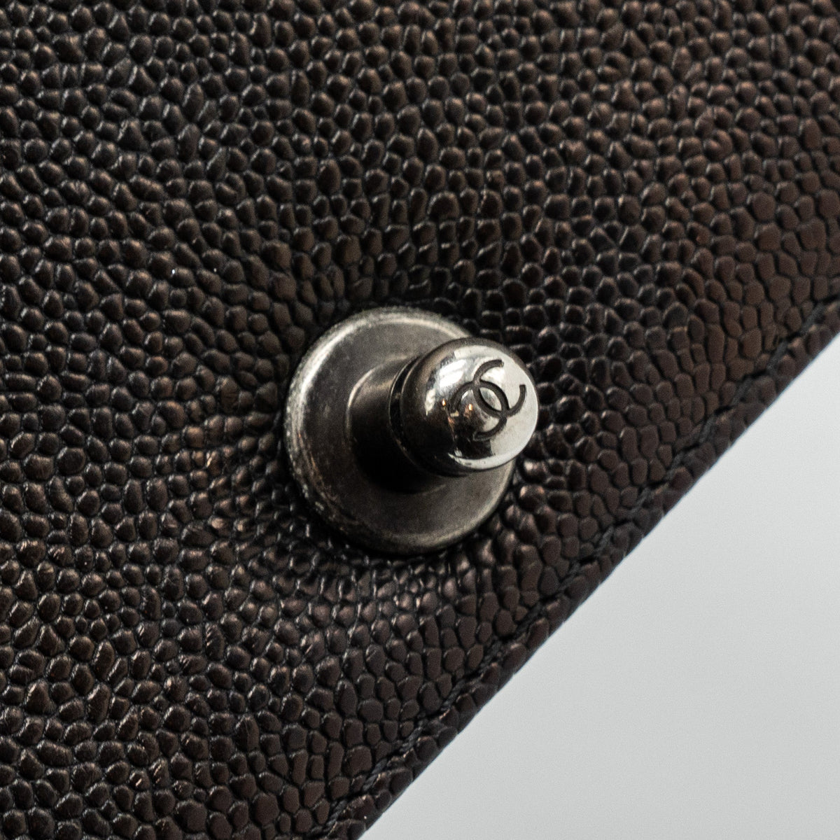 chanel-small-boy-bag-caviar-black-ruthenium-hardware