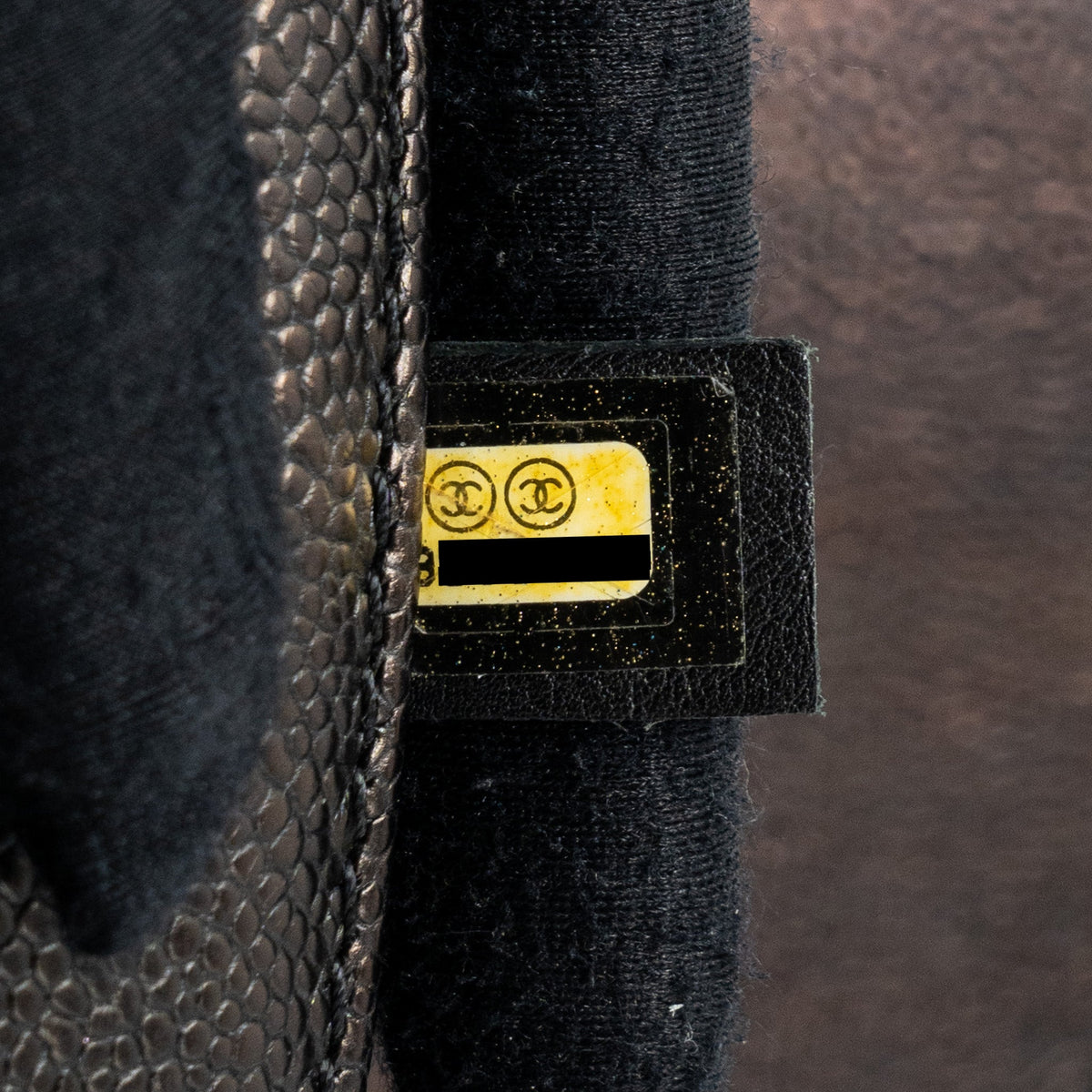 chanel-small-boy-bag-caviar-black-ruthenium-hardware
