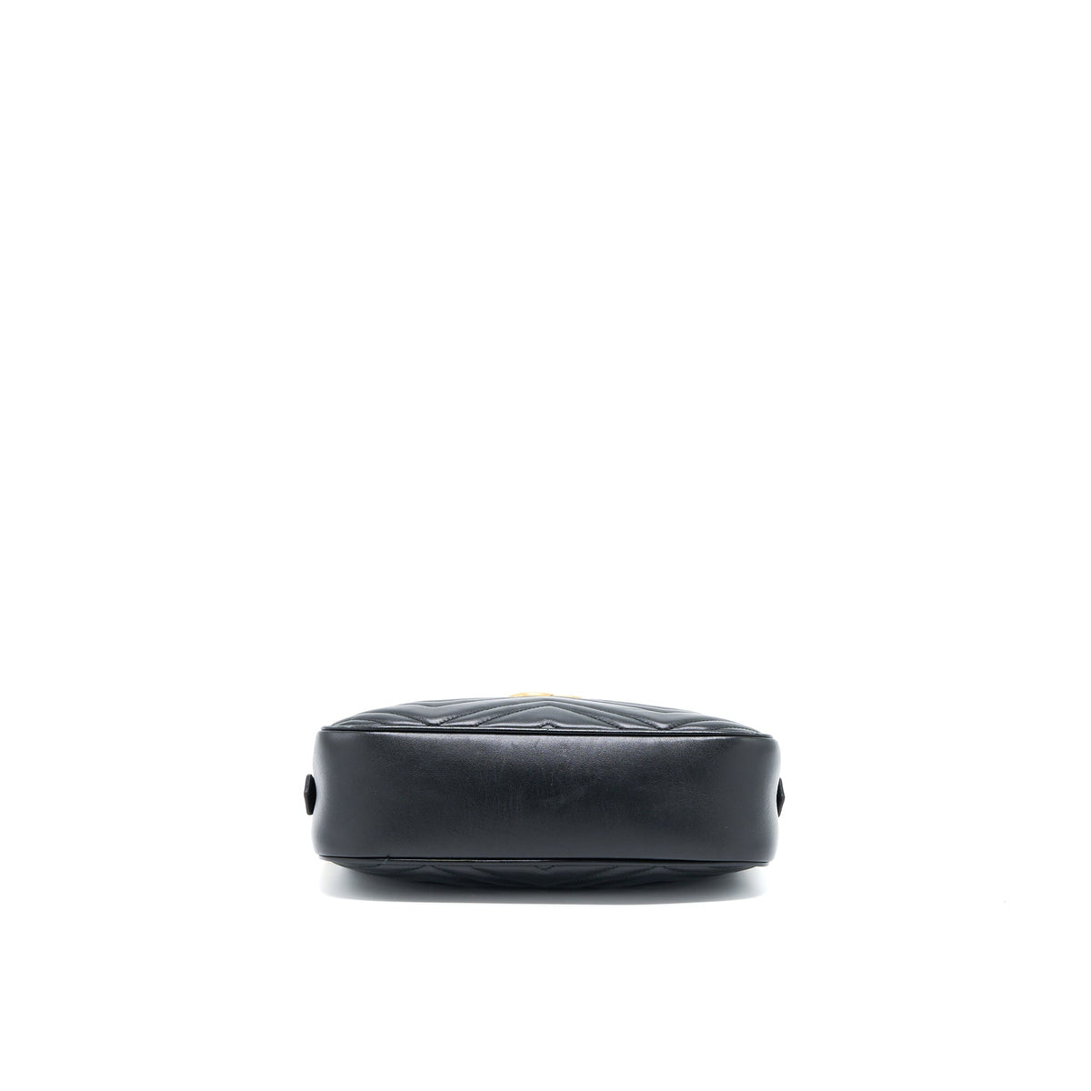 gucci-small-marmont-matelasse-calfskin-black-ghw