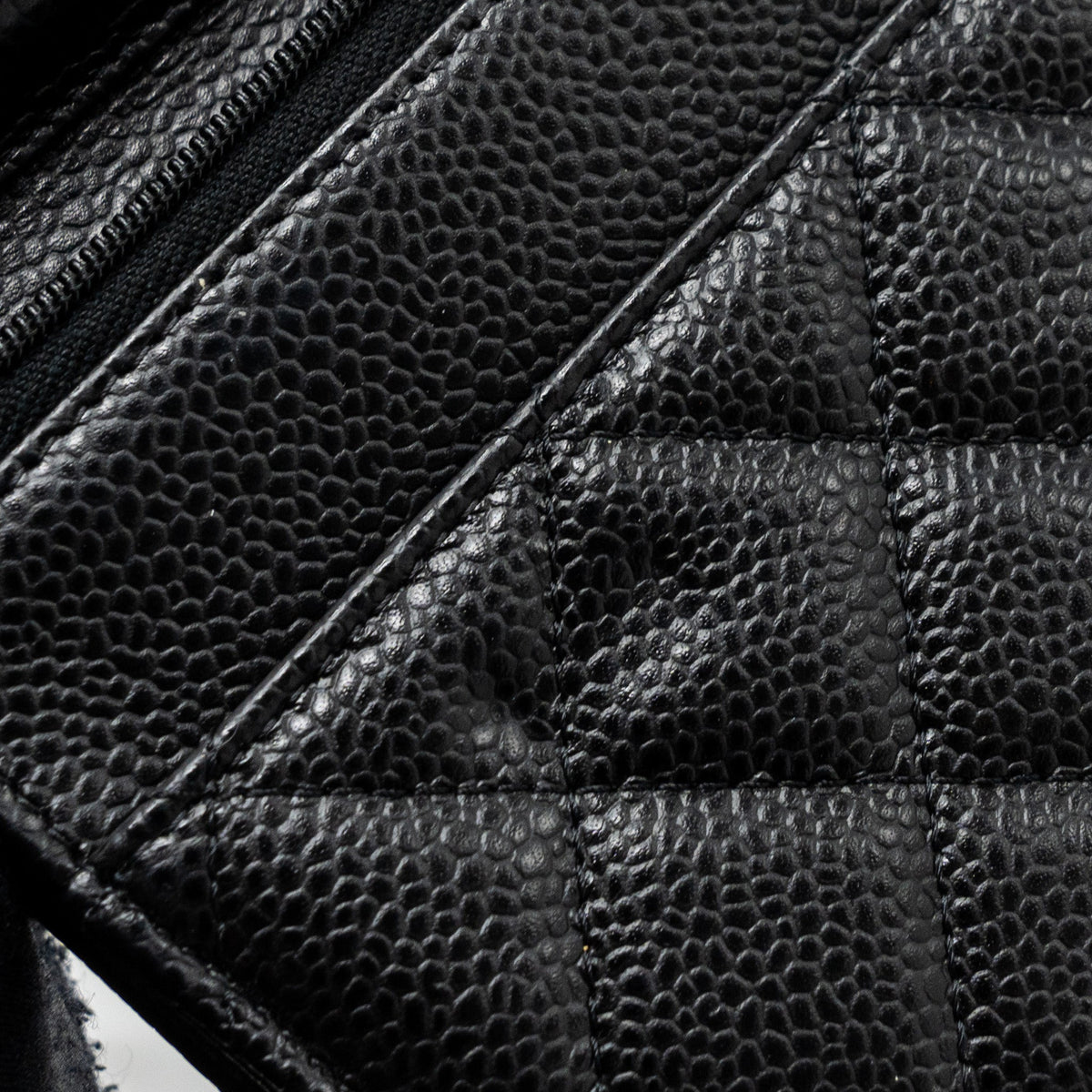 chanel-classic-wallet-on-chain-caviar-black-ghw-14